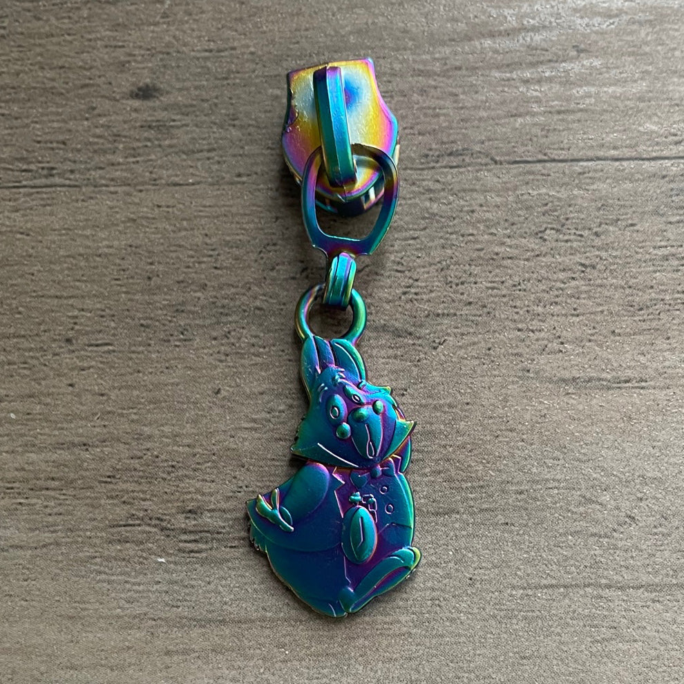 White Rabbit Zipper Pull – Bedazzled Supplies